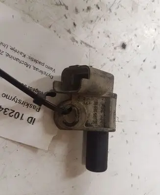 Camshaft position sensor
