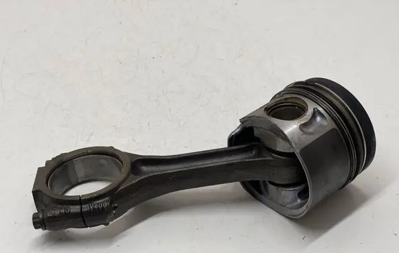 Audi A4 S4 B7 8E 8H Piston with connecting rod BHS038J