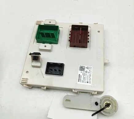 Volvo XC90 Central body control module 31684742 31684742AA