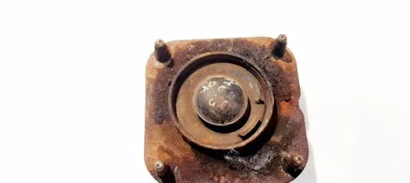 Mazda 626 Coil spring mount 
