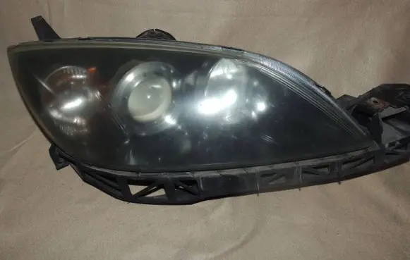 Mazda 3 I Headlight/headlamp