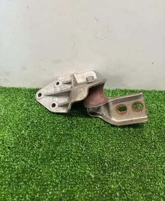 Mercedes-Benz GLE W167 Muffler mount bracket/holder A1674921700 A1674900502