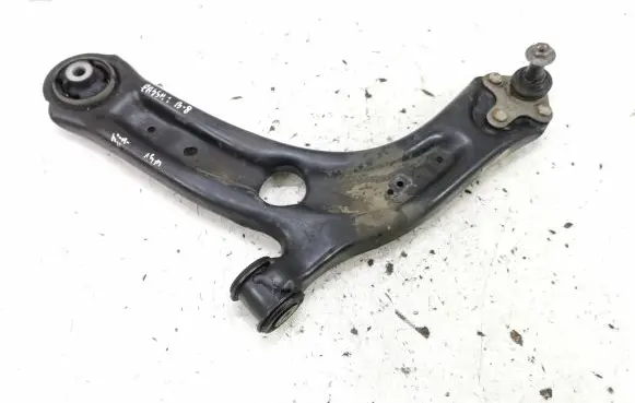 Volkswagen PASSAT B8 Front lower control arm/wishbone