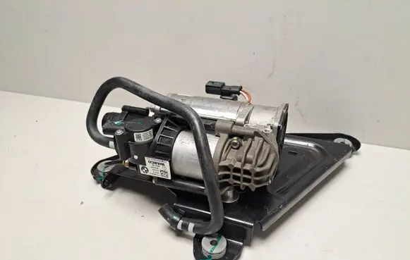 BMW i4 Air suspension compressor/pump 6894450