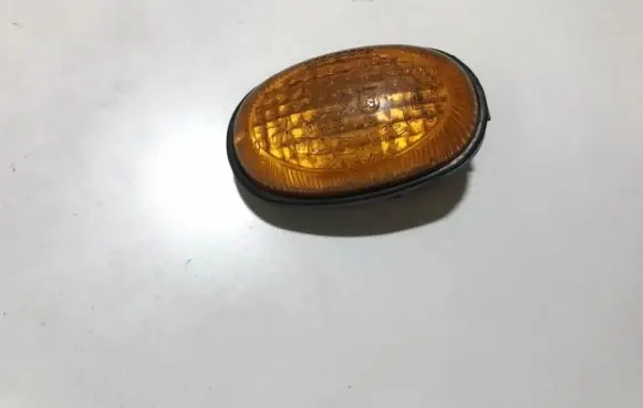 Hyundai Sonata Front fender indicator light 92303220 92303-220