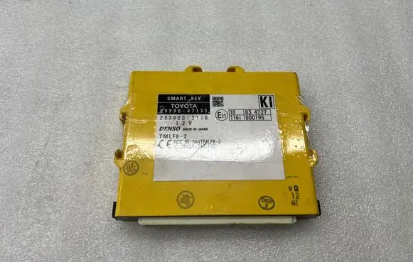 Toyota Prius (XW30) Keyless (KESSY) go control unit/module 8999047171