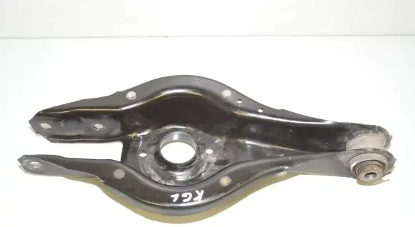 BMW 2 F22 F23 Rear upper control arm/wishbone 6867540 33326884694 6884694