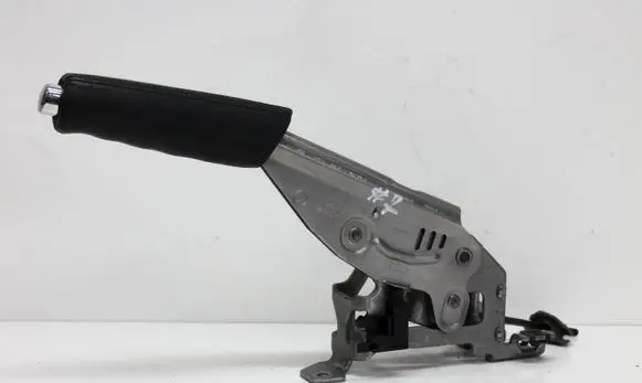 Skoda Octavia Mk2 (1Z) Hand brake release handle 1Z1711303