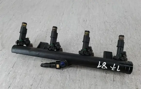 Citroen Xsara Picasso Fuel main line pipe