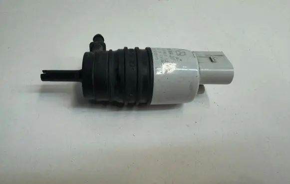 Mercedes-Benz E W213 Windscreen/windshield washer pump A0998660121