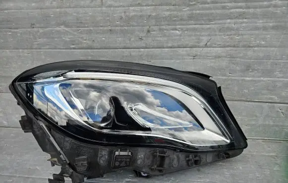 Mercedes-Benz GLA W156 Headlight/headlamp A1569067600 LE15A6360