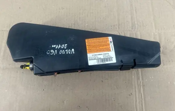 Volvo V60 Seat airbag 31263110 616703501E E32005070691