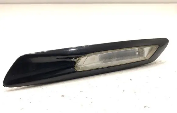 BMW 5 F10 F11 Front indicator light 7154168