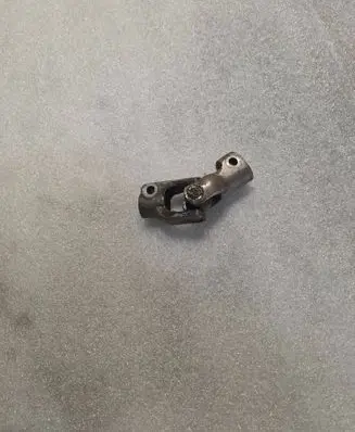 Toyota Prius (NHW20) Steering column universal joint 