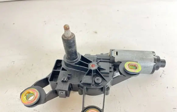 Ford Fiesta Rear window wiper motor