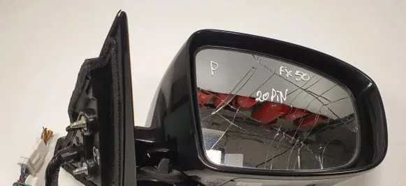 Infiniti FX Front door electric wing mirror 027368