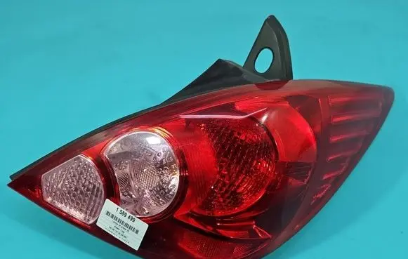 Nissan Tiida C11 Rear/tail lights 26550EM30A IMPRK1589499