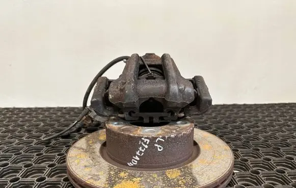 BMW 3 F30 F35 F31 Front brake caliper 6850649