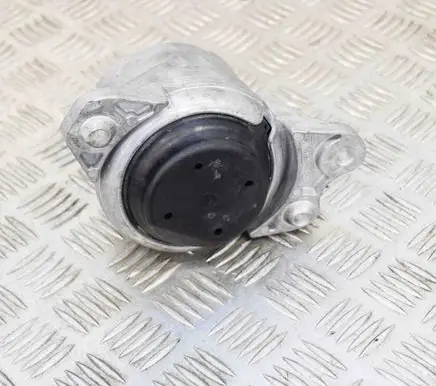 Mercedes-Benz GLC X253 C253 Engine mount bracket 902231