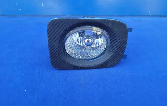 Nissan Cube Z11 Front fog light P1290L STANLEY