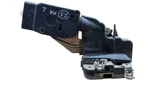 Volvo S40, V40 Front door lock 30850803