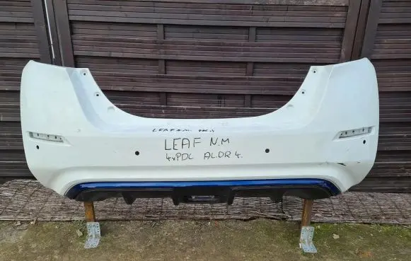 Nissan Leaf II (ZE1) Front bumper 000127