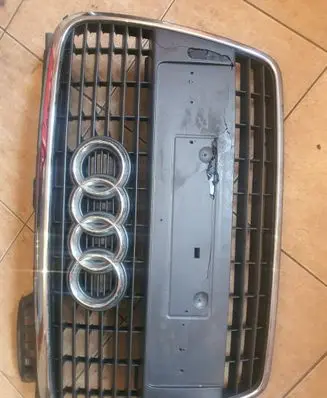 Audi A4 S4 B7 8E 8H Quarter panel pressure vent 8E0853651Q