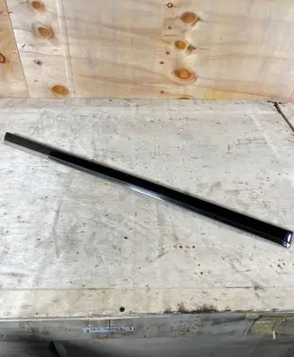 BMW 5 E39 Rear door trim (molding) 7036708 7004032 51137036708