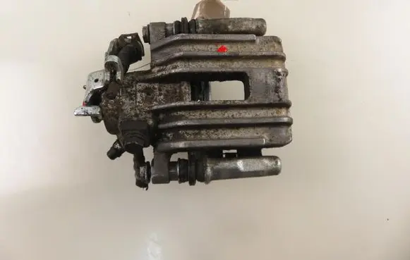 Volkswagen Bora Rear brake caliper