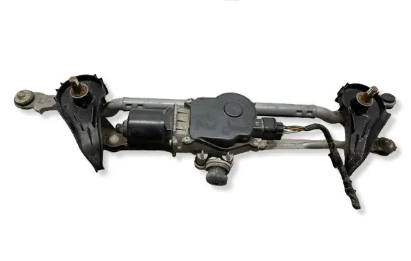 Mazda CX-3 Front wiper linkage and motor DA6C6737X K6217