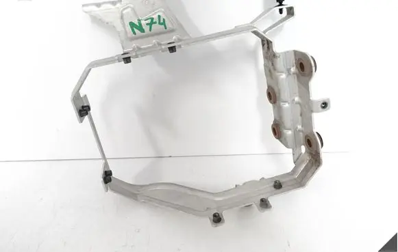 Audi A8 S8 D4 4H Radiator mount bracket 4H0121239G