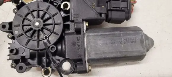 Audi A8 S8 D2 4D Rear door window regulator motor 4D0959801F 119023113