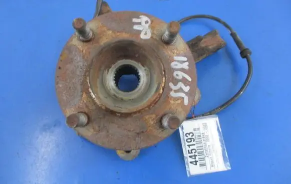Nissan Almera Tino Front wheel hub spindle knuckle
