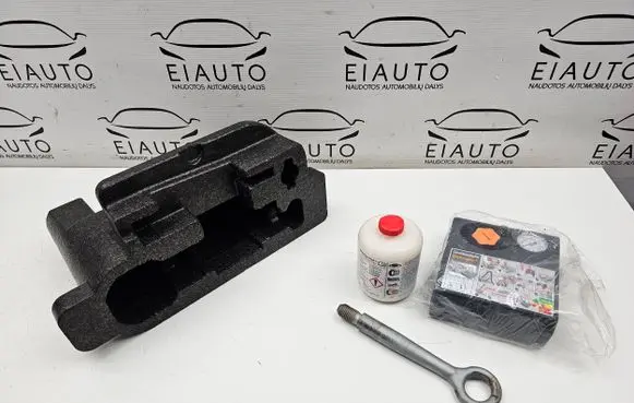Jaguar XE Glove box in trunk GX7319H323BE 215000568F26 5520024496