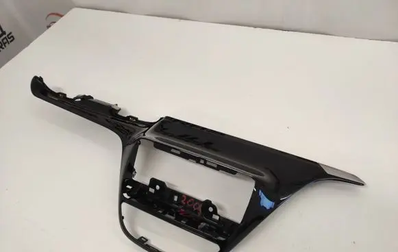 Peugeot 2008 I Dashboard center trim panel 9673830077