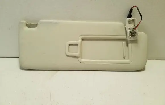 Volkswagen PASSAT B8 Sun visor