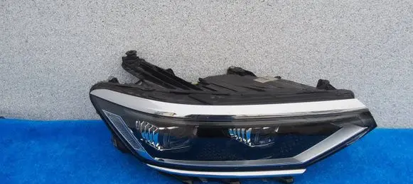 Volkswagen PASSAT B8 Headlight/headlamp 3G1941082T