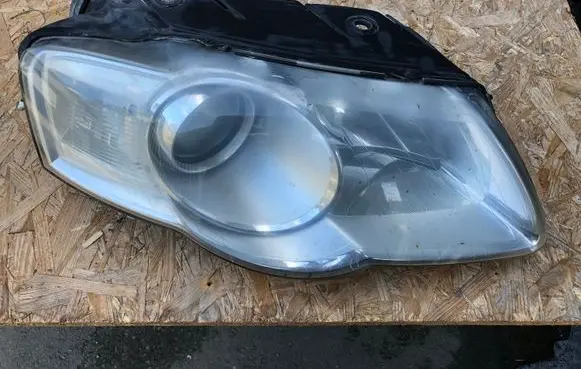 Volkswagen PASSAT B6 Headlight/headlamp 89312189