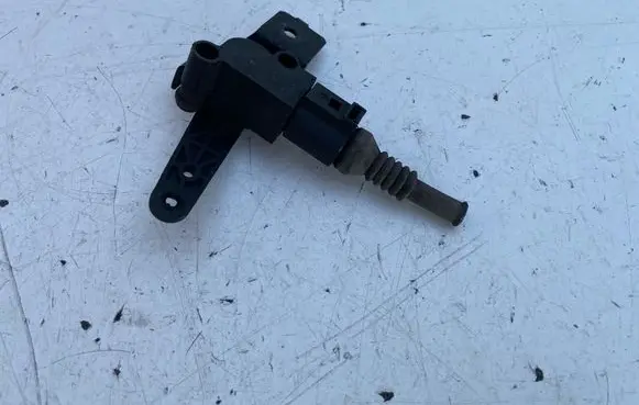 Skoda Superb B6 (3T) Headlight level adjustment motor 1T0807503B