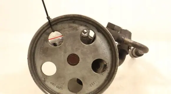Audi A4 S4 B7 8E 8H Power steering pump 8E0145153ES
