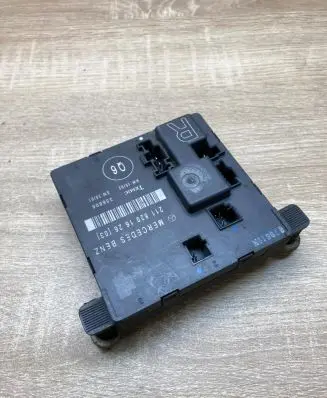 Mercedes-Benz E W211 Door control unit/module 2118201626 356806