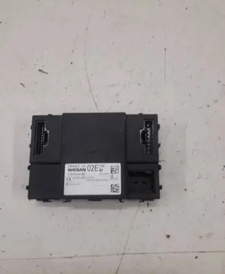 Nissan Qashqai Comfort/convenience module 284B2JD02E 5WK49372