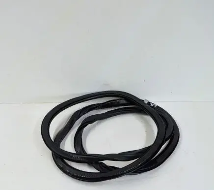 Audi A8 S8 D4 4H Rubber seal rear door 