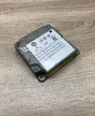Volkswagen PASSAT B5 Airbag control unit/module 1J0909607 5WK4199