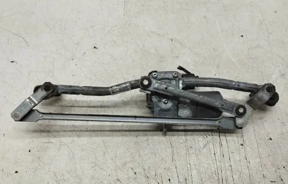 Audi A3 S3 8P Front wiper linkage and motor
