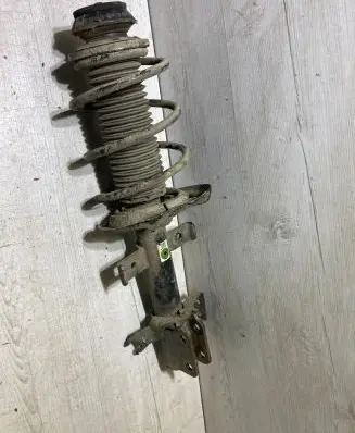 Renault Clio V Front shock absorber/damper 543026519R