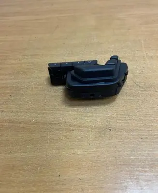 Mercedes-Benz ML W166 Seat control switch 1669054000 F5426