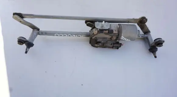 Front wiper linkage and motor