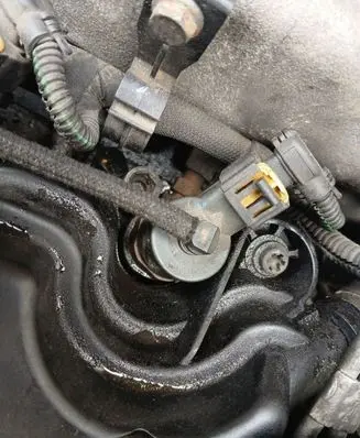 Opel Zafira B Fuel injector 0445110165