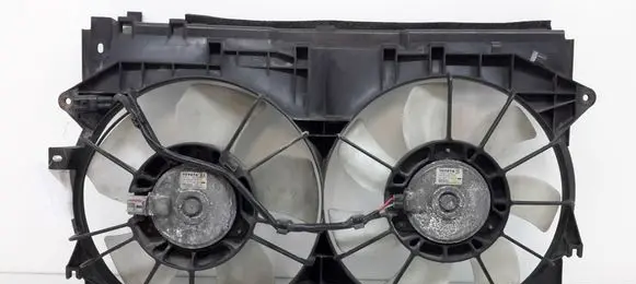 Toyota Corolla Verso AR10 Radiator cooling fan shroud 167110G030